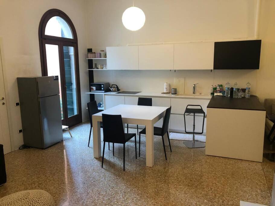 Appartamento Rio Carmini Venezia Esterno foto